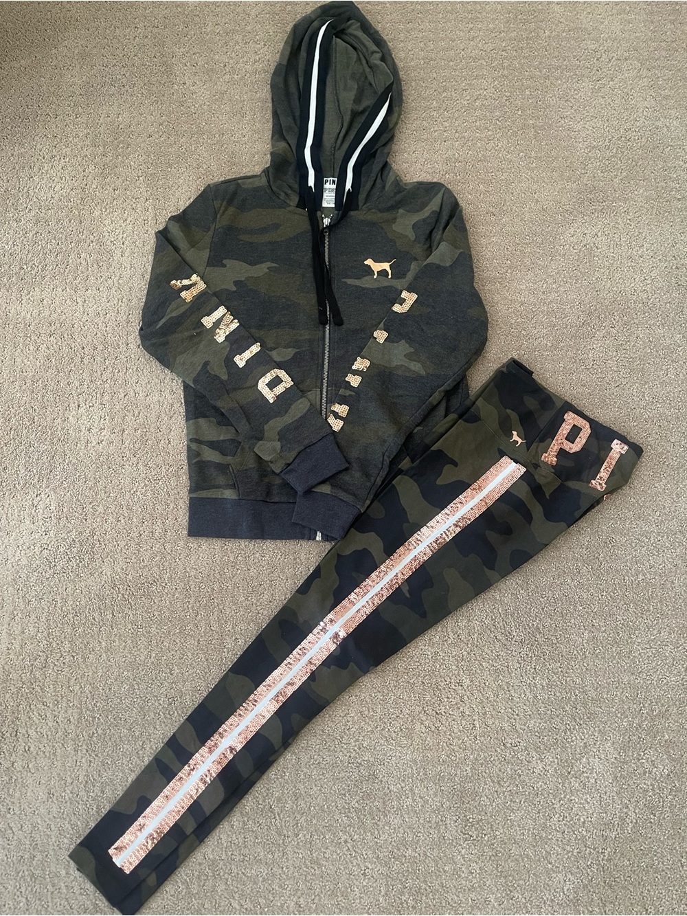 PINK Victoria's Secret's yoga Camo Zip Hoodie & Legging Set - Olive Green